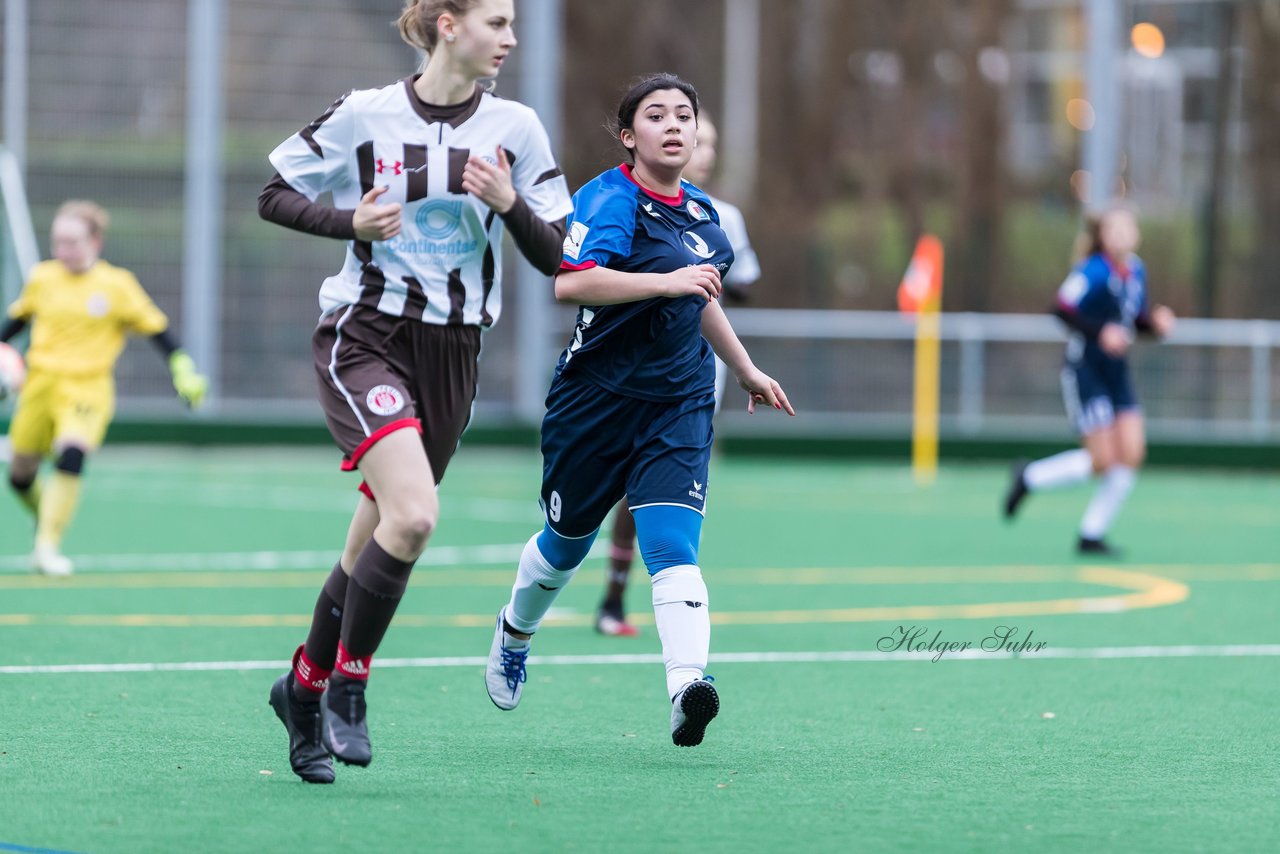 Bild 117 - wBJ VfL Pinneberg - St. Pauli : Ergebnis: 7:0 (Abbruch)